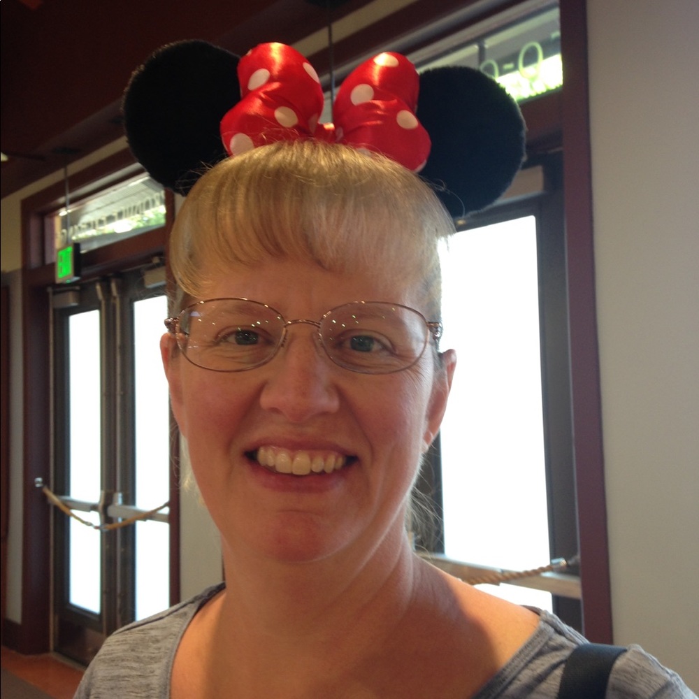 Meet your Posher, Beth